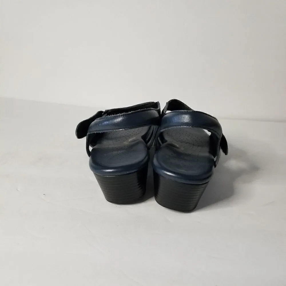 SAS comfort sandal size 8.5 blue